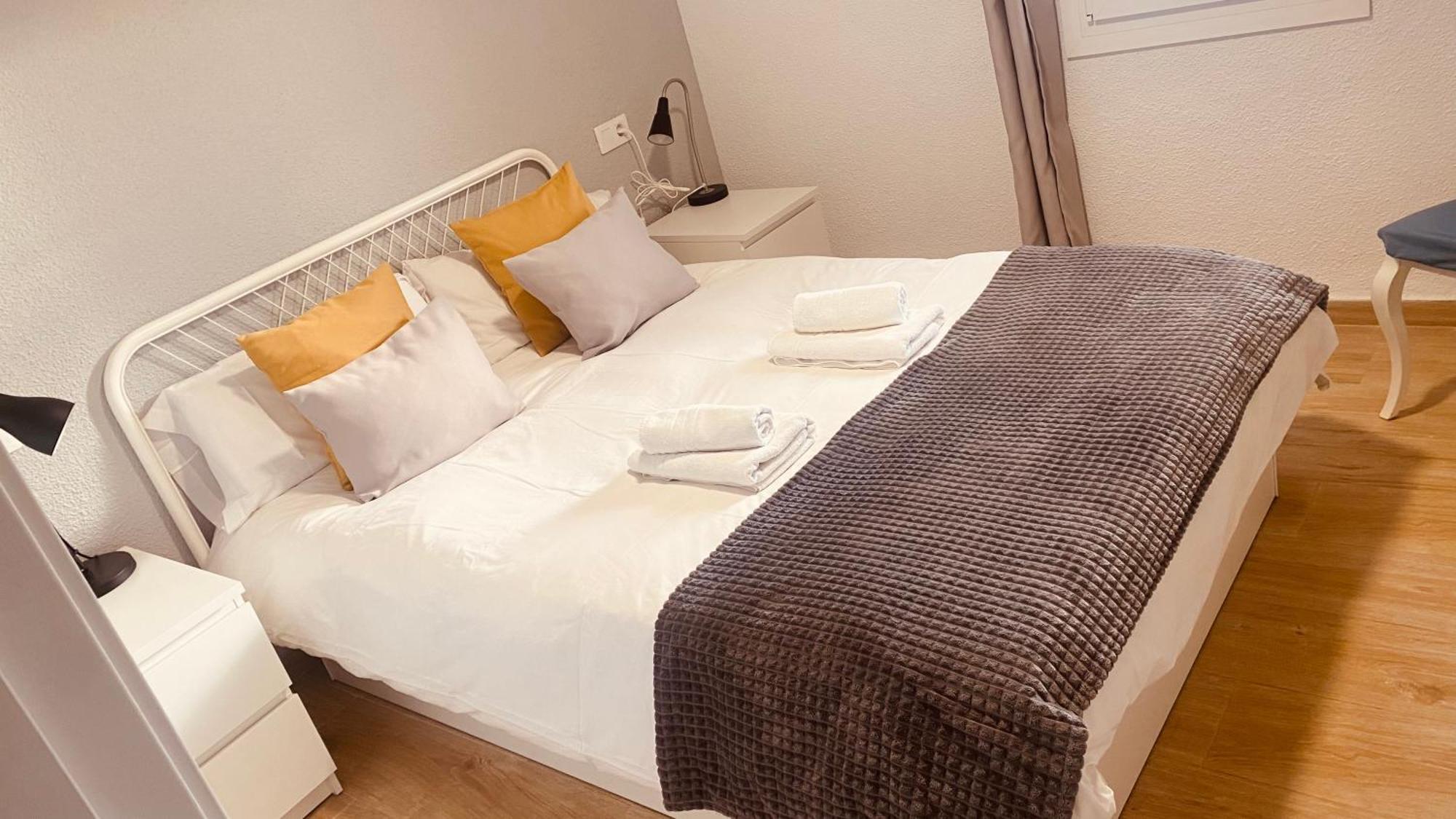 Plaza Andalucia Apartment -A 10Min Caminando Del Puente Romano قرطبة المظهر الخارجي الصورة